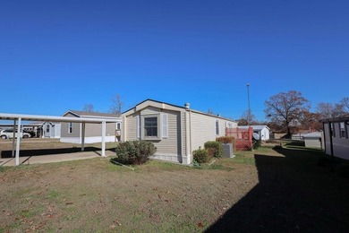 Norfork Lake Home For Sale in Mountain Home Arkansas