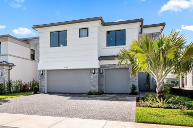 Lake Home For Sale in Boca Raton, Florida