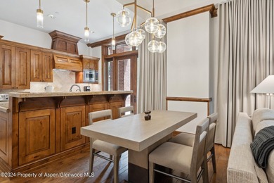 2024 renovations completed (including new decor, furniture - photo 6
