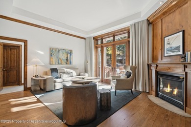 2024 renovations completed (including new decor, furniture - photo 4