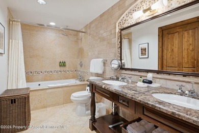2024 renovations completed (including new decor, furniture - photo 10