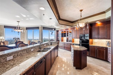 Elegantly Re-Imagined Corner Penthouse, offered fully furnished - photo 10