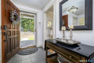Welcome to this sun-filled ranch offering breathtaking - photo 4