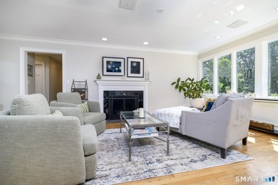 Welcome to this sun-filled ranch offering breathtaking - photo 6