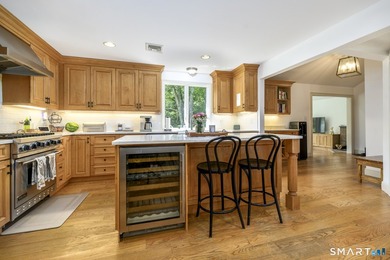 Welcome to this sun-filled ranch offering breathtaking - photo 9