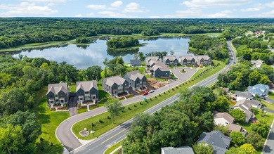 Welcome to elevated lake living at Linden Cove - an intimate - photo 3