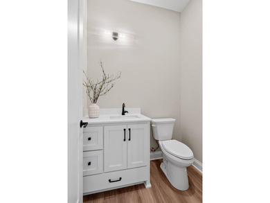 Welcome to elevated lake living at Linden Cove - an intimate - photo 10