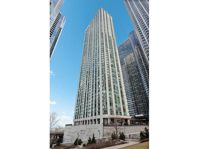 Lake Michigan - Cook County Condo For Sale in Chicago Illinois
