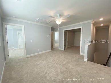 Great location to all Bluffton has to offer! Newer and in great - photo 12