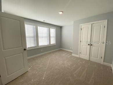 Great location to all Bluffton has to offer! Newer and in great - photo 14