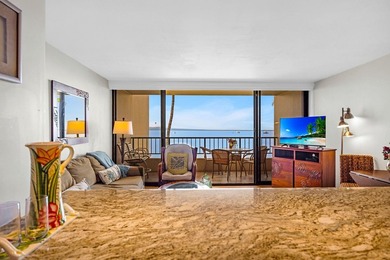 Front-row Hotel Zoned vacation rental approved beach condo in - photo 20
