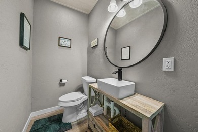 Super unique property offering the perfect blend of luxury, fun - photo 28
