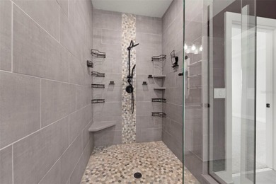 Welcome to Riviera Place Townhomes, where Tampa meets St. Pete! - photo 31