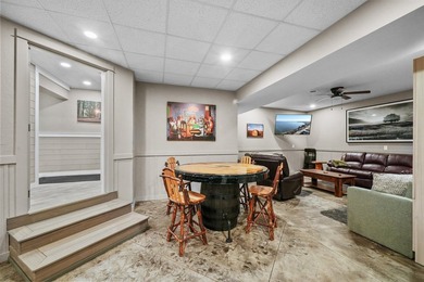Super unique property offering the perfect blend of luxury, fun - photo 32