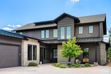 Set on one of the most coveted and premier locations within - photo 5