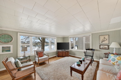 CHARMING LAKEFRONT GETAWAY! - photo 15