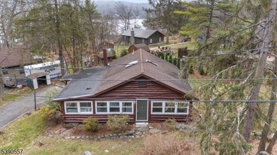 Pinecliff Lake Home For Sale in West Milford New Jersey