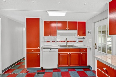 OWNER WILL CONSIDER ALL OFFERS! Fantastic opportunity in the - photo 13