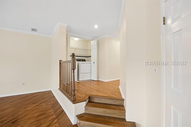 Nicely maintained 2-bedroom, 2-bath Anchorage villa ideally - photo 14