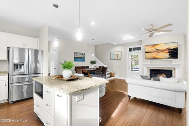 Welcome to this stunning Oriental retreat where coastal charm - photo 18