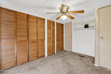 OWNER WILL CONSIDER ALL OFFERS! Fantastic opportunity in the - photo 20