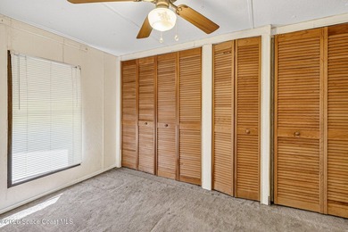 OWNER WILL CONSIDER ALL OFFERS! Fantastic opportunity in the - photo 21