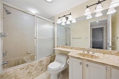 Nicely maintained 2-bedroom, 2-bath Anchorage villa ideally - photo 27