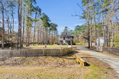 Welcome to this stunning Oriental retreat where coastal charm - photo 33