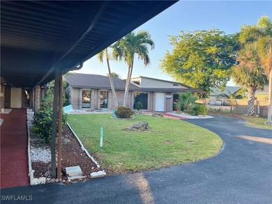 This listing is a 7,231 sq. ft. Medical office building also - photo 4
