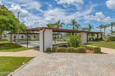 OWNER WILL CONSIDER ALL OFFERS! Fantastic opportunity in the - photo 34