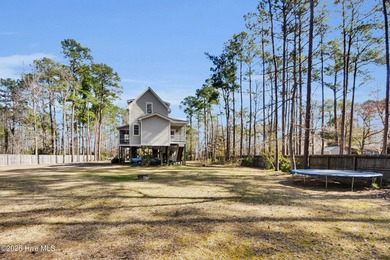 Welcome to this stunning Oriental retreat where coastal charm - photo 37