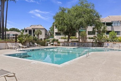 Nicely maintained 2-bedroom, 2-bath Anchorage villa ideally - photo 38
