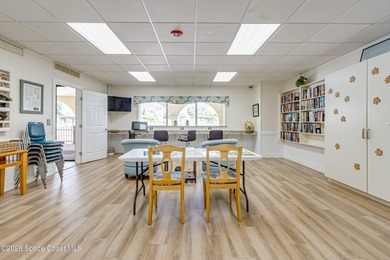 OWNER WILL CONSIDER ALL OFFERS! Fantastic opportunity in the - photo 38