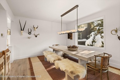 A rare opportunity to own an exceptionally refined four-bedroom - photo 6