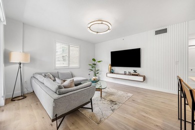 Absolutely stunning designer renovated condo in the heart of - photo 13