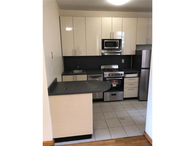 Beautifully renovated six family building in Prime Bay Ridge - photo 18