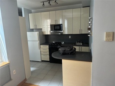 Beautifully renovated six family building in Prime Bay Ridge - photo 19
