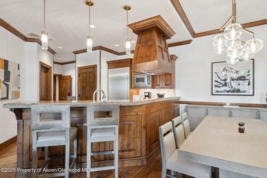 2024 renovations completed (including new decor, furniture - photo 4