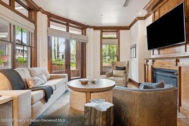 2024 renovations completed (including new decor, furniture - photo 5