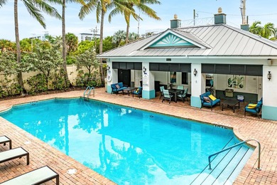 Absolutely stunning designer renovated condo in the heart of - photo 31