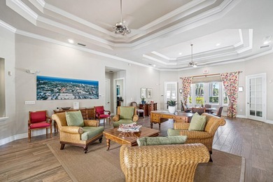 Absolutely stunning designer renovated condo in the heart of - photo 34