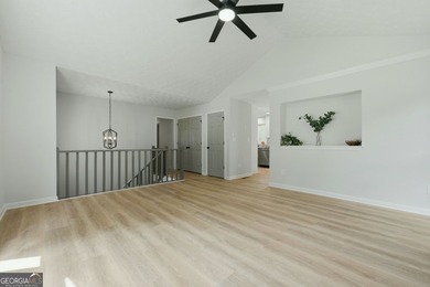 Move-in ready and completely remodeled! This 3-bedroom, 2-bath - photo 6