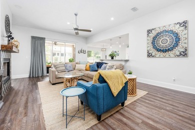 Imagine living just a short stroll away from the beach with a - photo 15