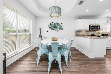 Imagine living just a short stroll away from the beach with a - photo 17
