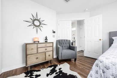 Imagine living just a short stroll away from the beach with a - photo 42