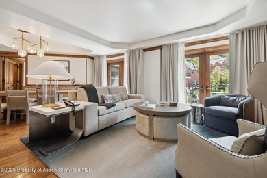 2024 renovations completed (including new decor, furniture - photo 3
