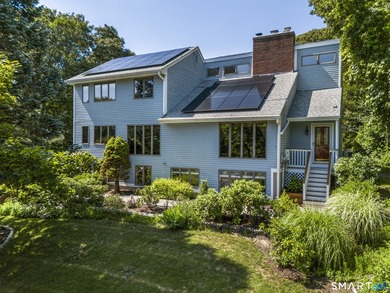 Come Invest in the newly listed spacious 5-bedroom, 3.5-bath - photo 1