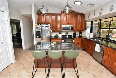 Beautiful Home! A Truly Must See Before You Buy! Immaculate - photo 12