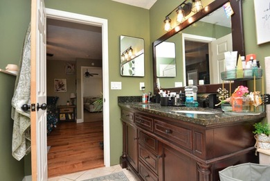 Beautiful Home! A Truly Must See Before You Buy! Immaculate - photo 24