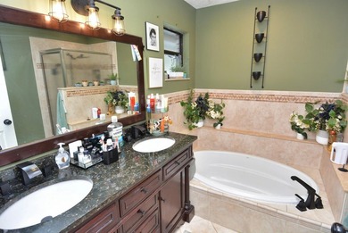 Beautiful Home! A Truly Must See Before You Buy! Immaculate - photo 25
